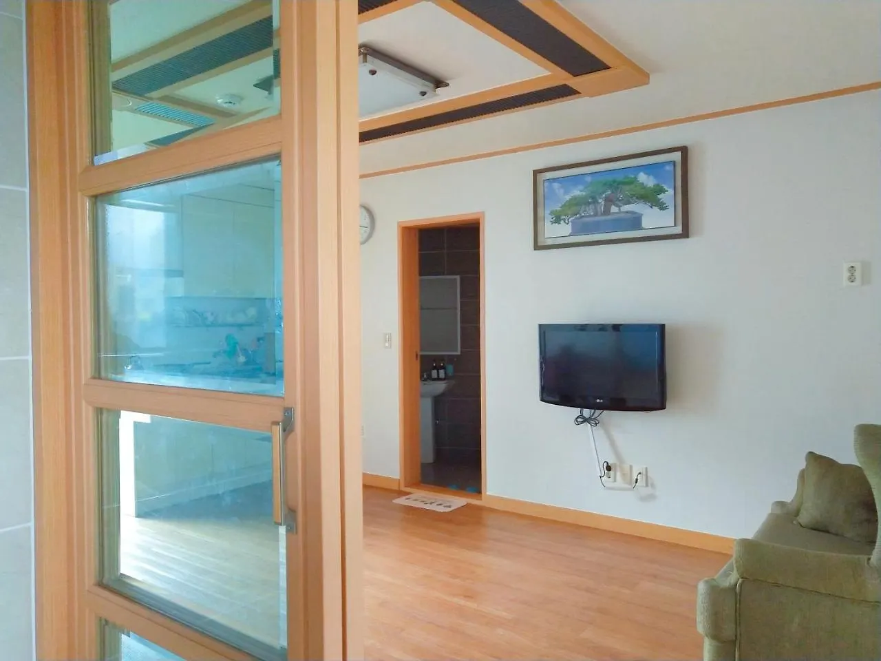 Dodubong Pension Čedžu 0*,